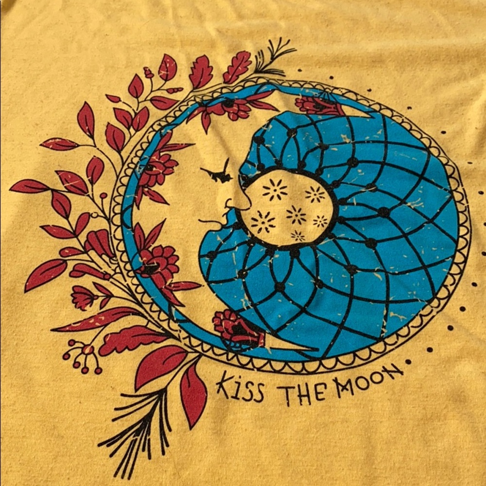 T-shirt - Picture 2 of 3